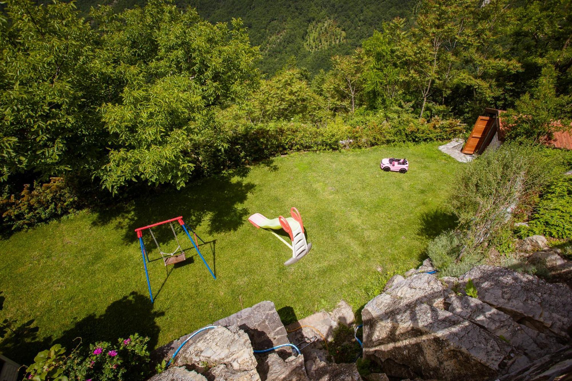 Vivi Luxury Country House Comano  Exterior foto